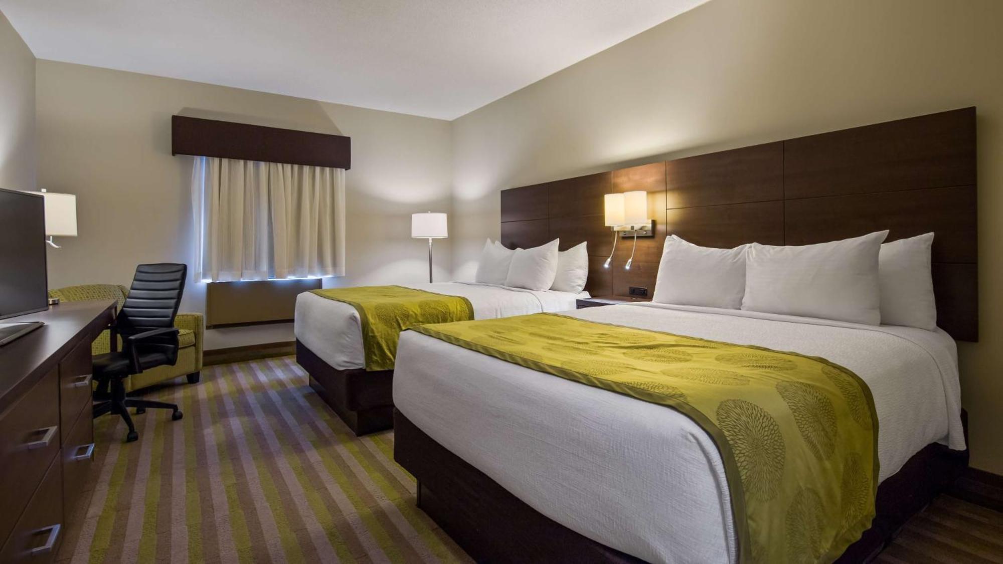 Best Western London Airport Inn & Suites Exterior photo